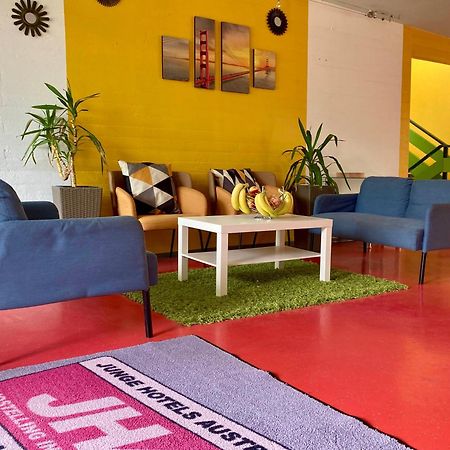 Junges Hotel Мельк Екстер'єр фото